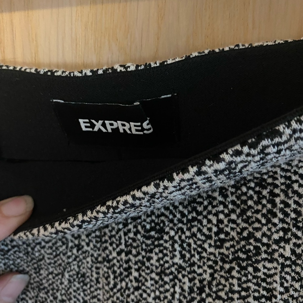 Express High Waisted Flare Pants - Picture 6 of 6